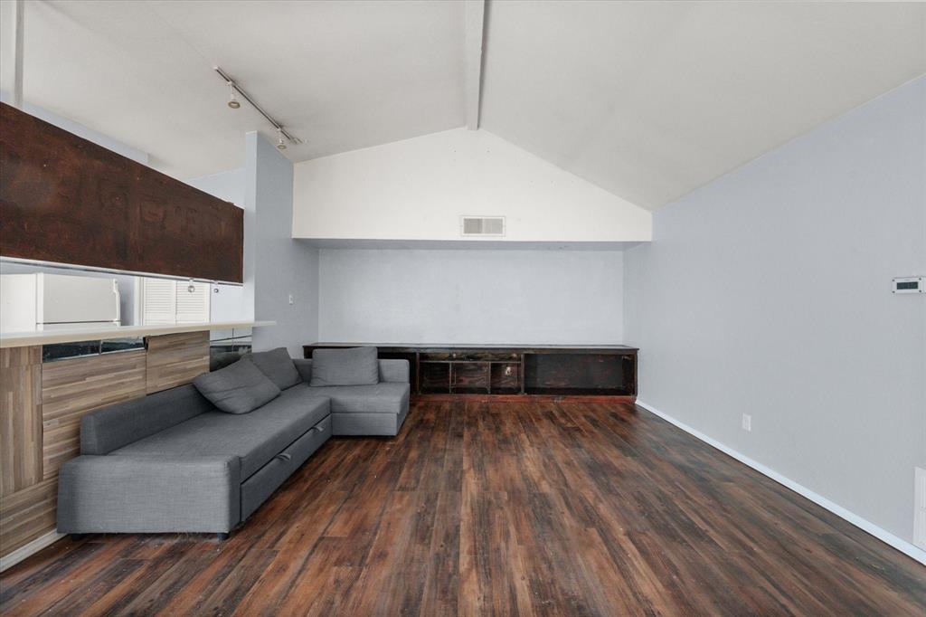 Park Square Rev - Residential