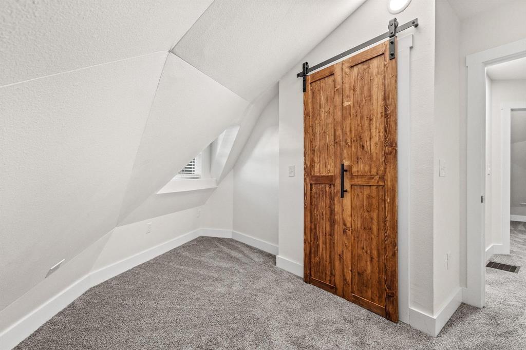 TOBY THOMAS - Residential