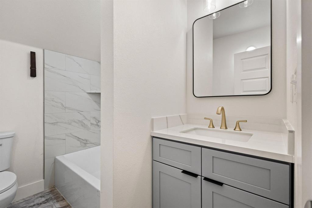 TOBY THOMAS - Residential