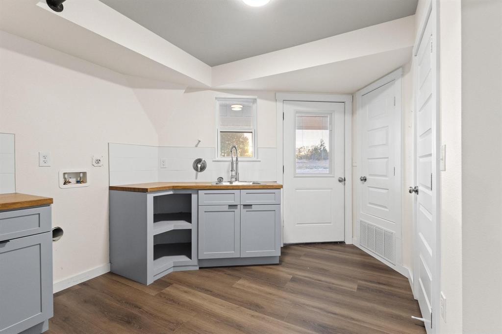 TOBY THOMAS - Residential