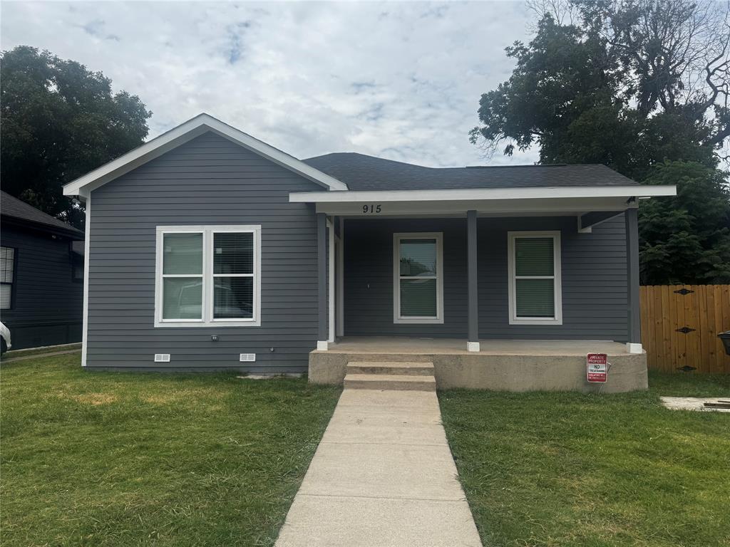 915 E Humbolt Street