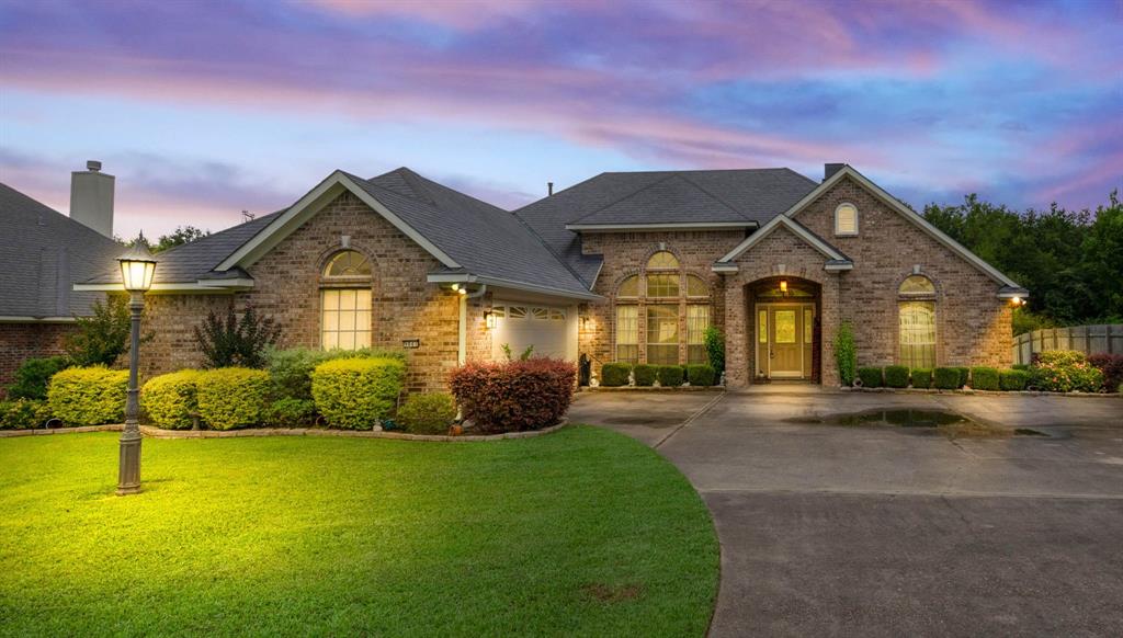 Eagles Nest - Residential