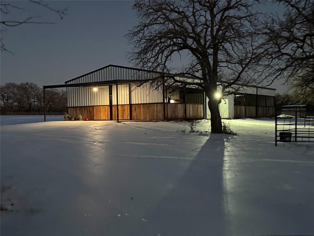 Duffau Creeks Estate - Farm