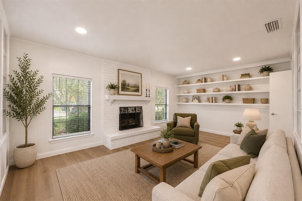 2705 Lawndale Drive