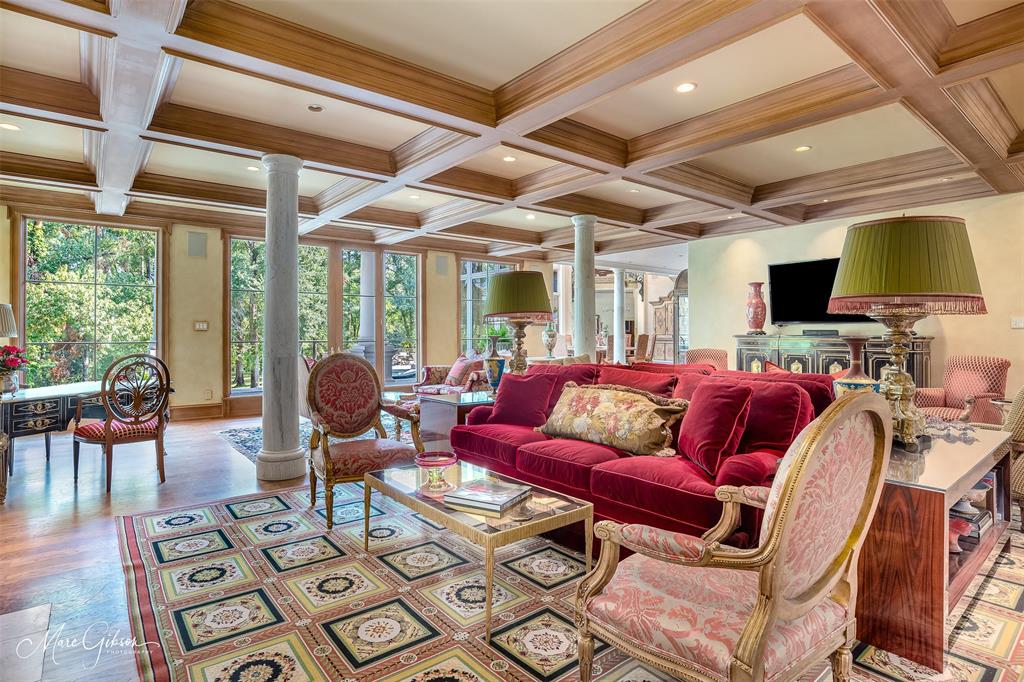 T. 16 N., R. 13 W. - Residential