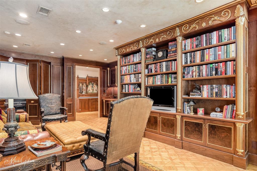 T. 16 N., R. 13 W. - Residential