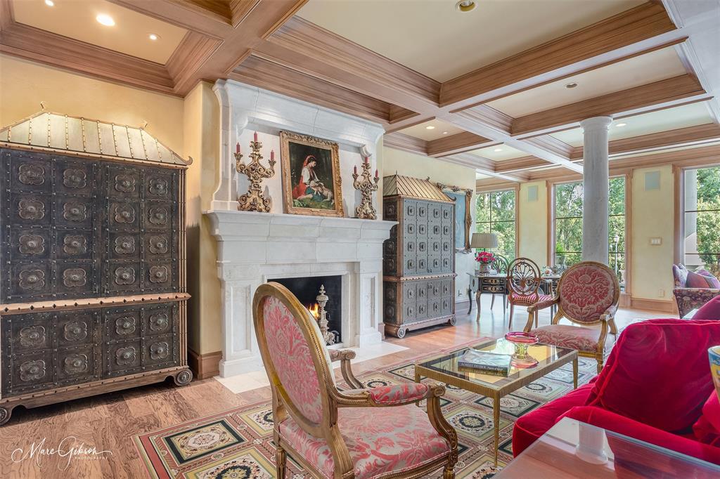 T. 16 N., R. 13 W. - Residential