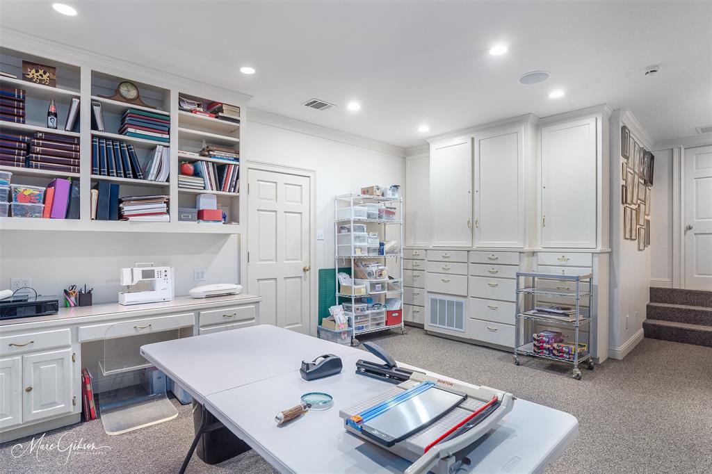 T. 16 N., R. 13 W. - Residential