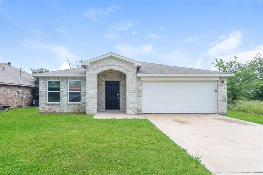 3 bedroom 2 bathroom home located in Gun Barrel City featuring a spacious open concept floor plan and many more amenities throughout. The kitchen boasts a large island with upgraded countertops. Private primary bedroom includes ensuite bathroom and walk in closet.