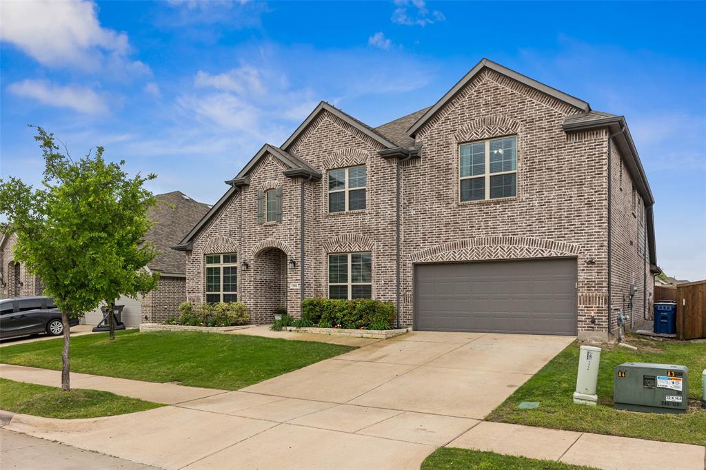 2506 Williamsburg Drive