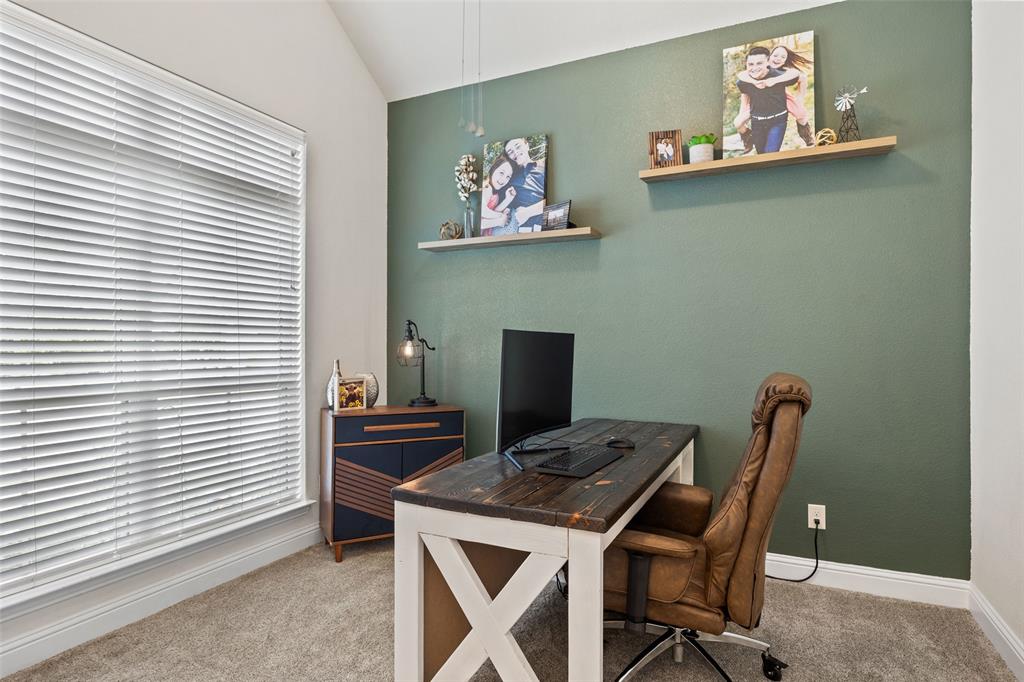 2506 Williamsburg Drive