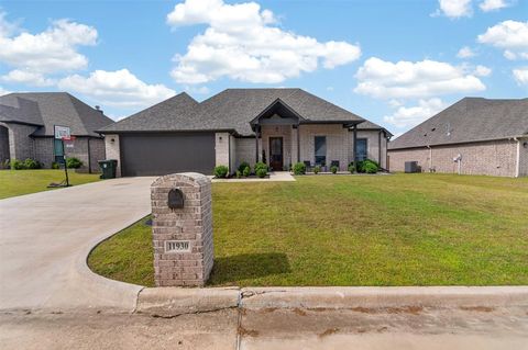 Photo of 11930 Gillian Court, Tyler, TX 75703 (MLS # 21249171)