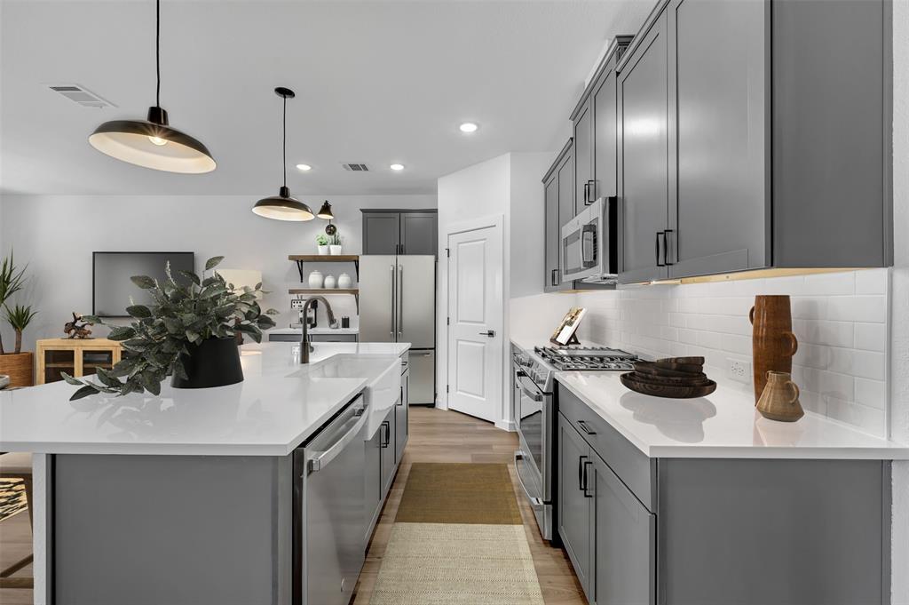 Rolling Ridge - Residential