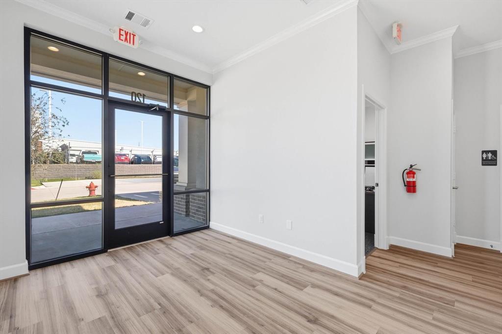 Monarch Crossing - Commercial Sale