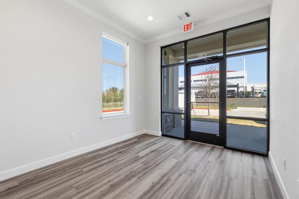 Monarch Crossing - Commercial Sale