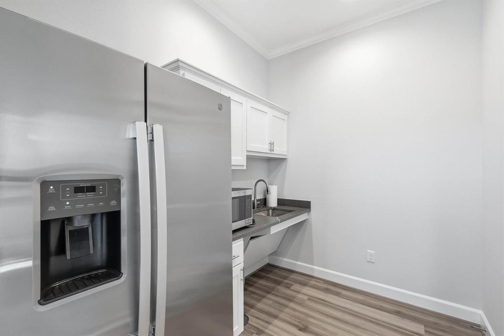 Monarch Crossing - Commercial Sale