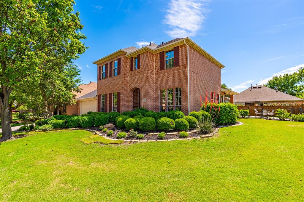 9 Lake Circle Drive