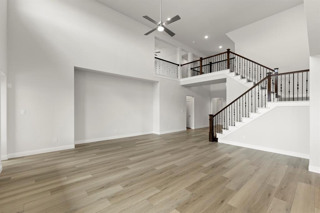 1502 Park Hills Boulevard