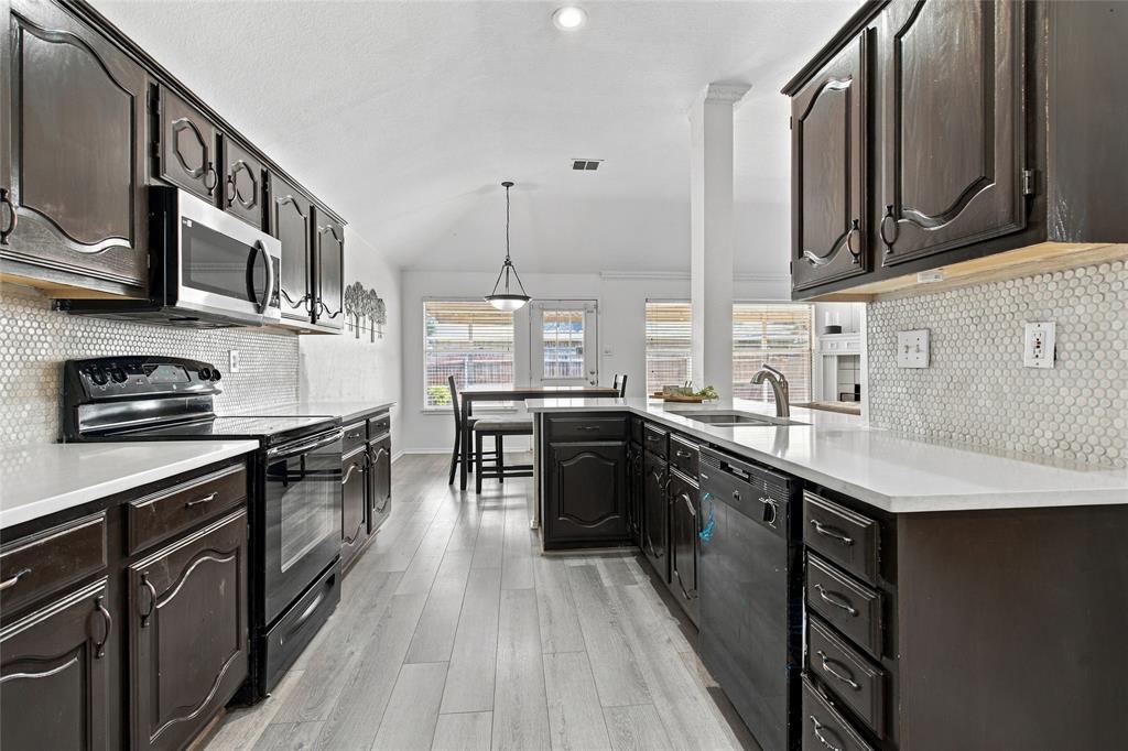 1024 Hiawatha Court