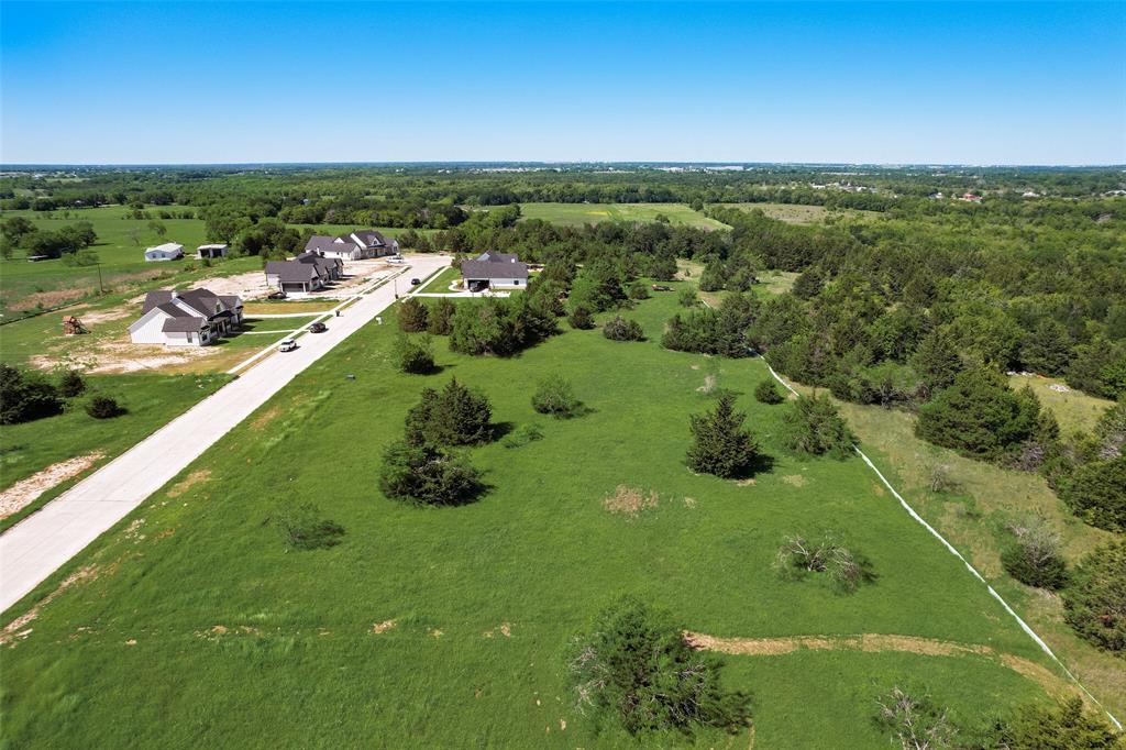 Whispering Winds - Residential