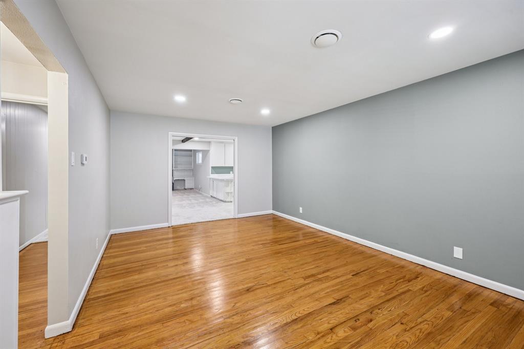 Mc Knight Manor Add - Residential