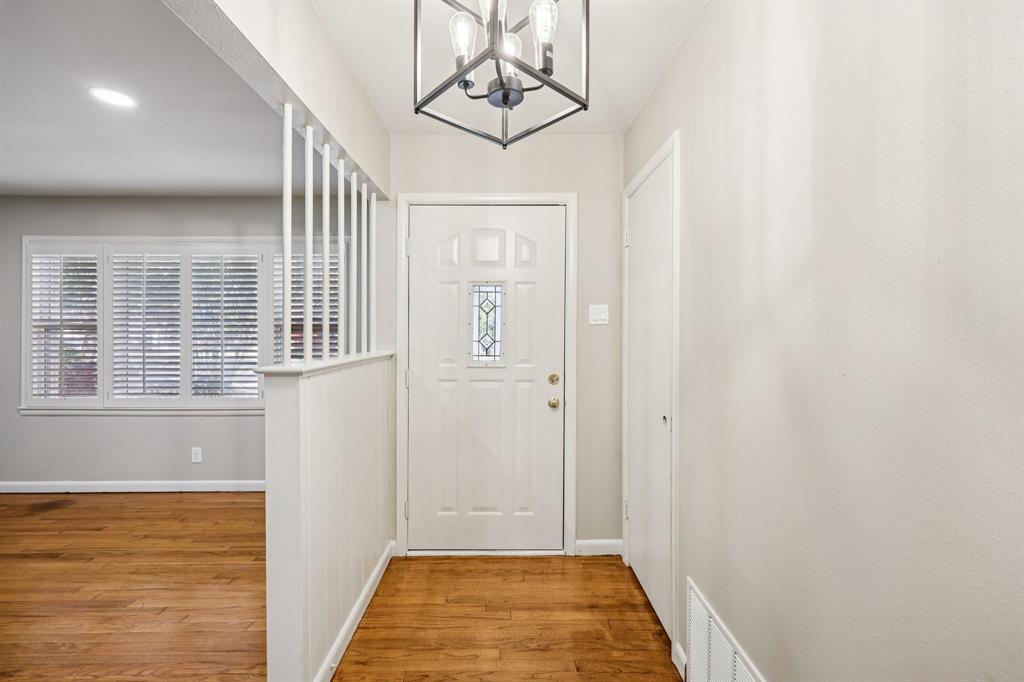 Mc Knight Manor Add - Residential