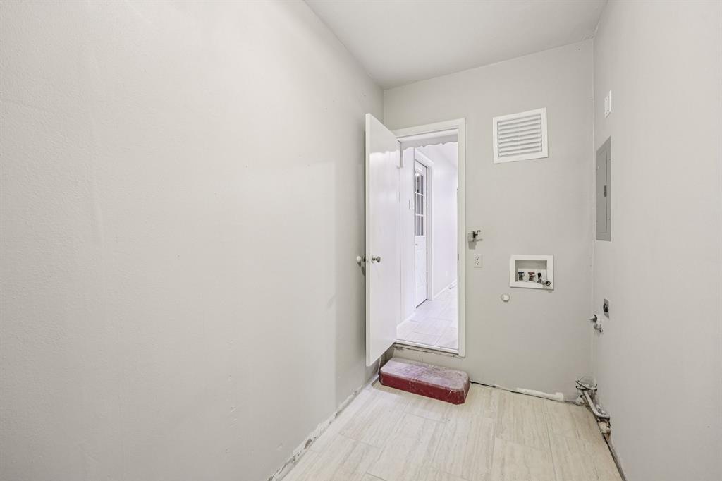 Mc Knight Manor Add - Residential