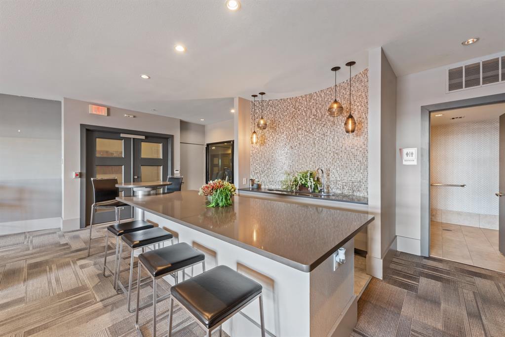 5609 Smu Boulevard 207