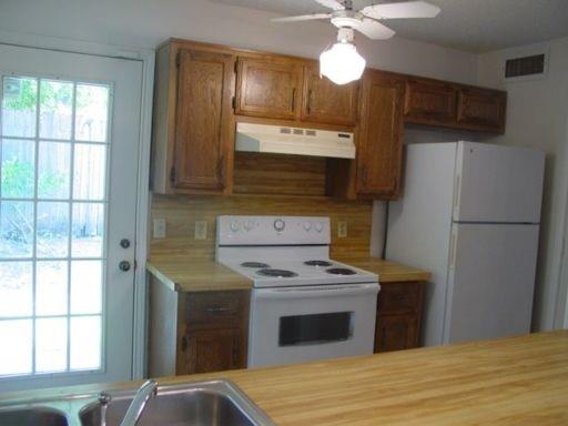 110 Graystone Place