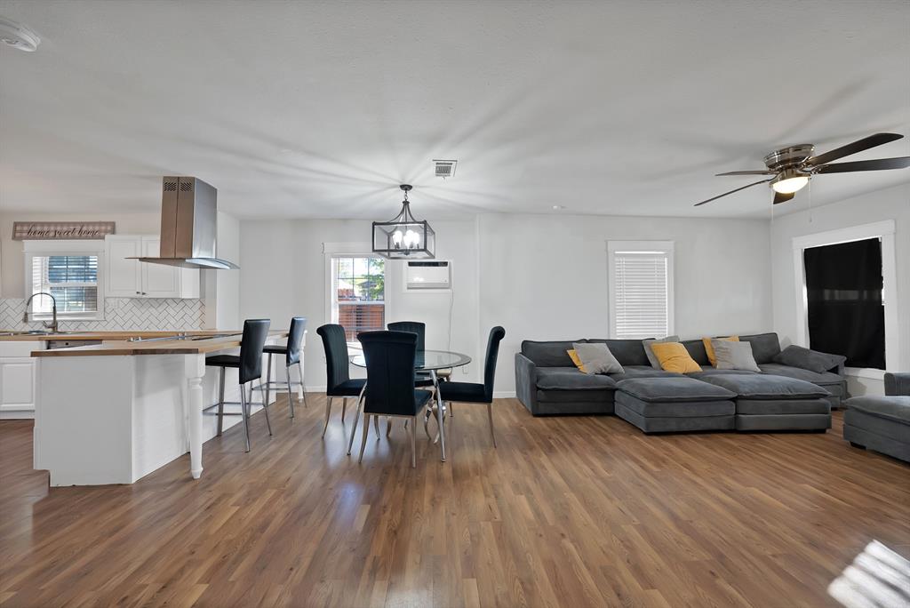 1610 Whitaker Avenue