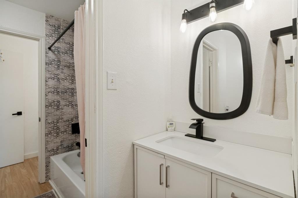 One Orleans Place Condos Ph01&03 - Residential