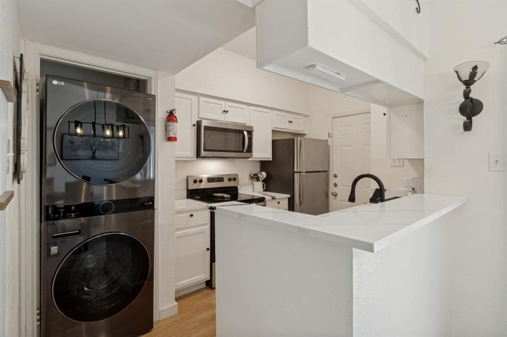 One Orleans Place Condos Ph01&03 - Residential