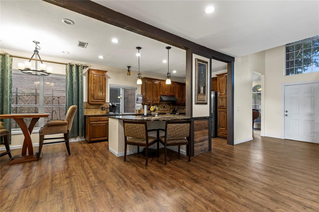 6862 Richmond Drive