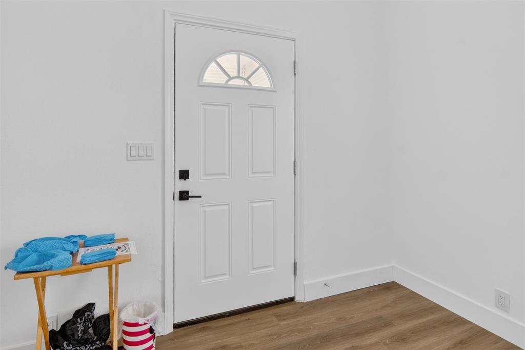 402 W Trammell Avenue