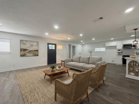 Tiny photo for 1424 E Parker Road, Plano, TX 75074 (MLS # 21396202)