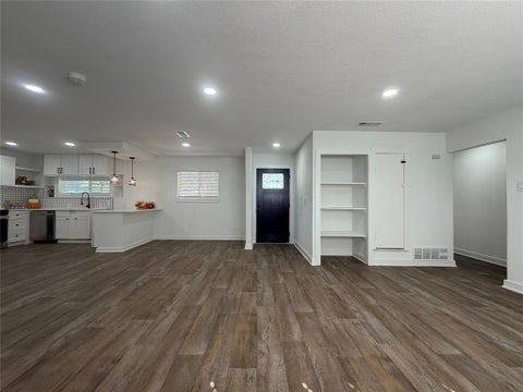 Tiny photo for 1424 E Parker Road, Plano, TX 75074 (MLS # 21396202)