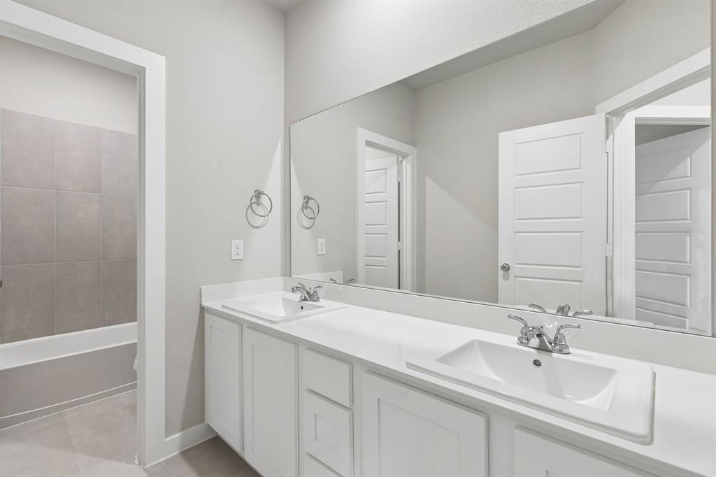 Tesoro at Chisholm Trail Ranch - Residential