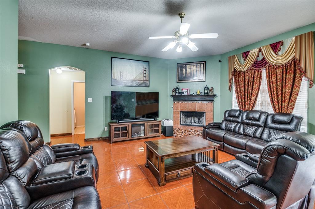 1604 Sanibel Lane