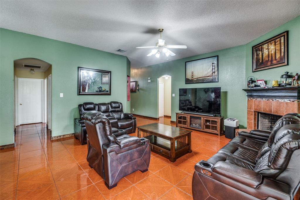 1604 Sanibel Lane