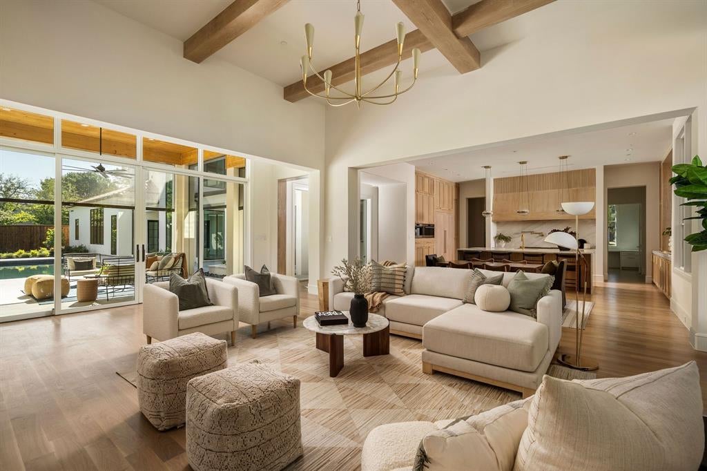 6207 Joyce Way