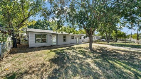 1404 SE 12th Street Mineral Wells TX 76067