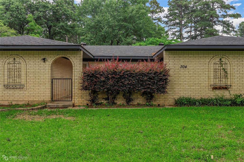 704 Taylor Bend Street