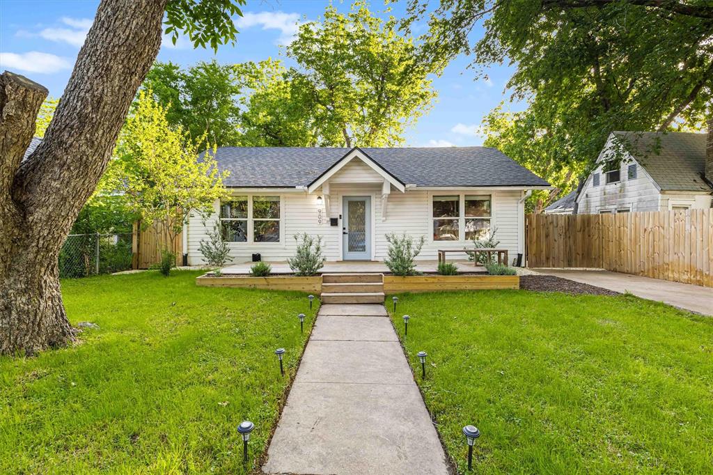 909 N 30th Street