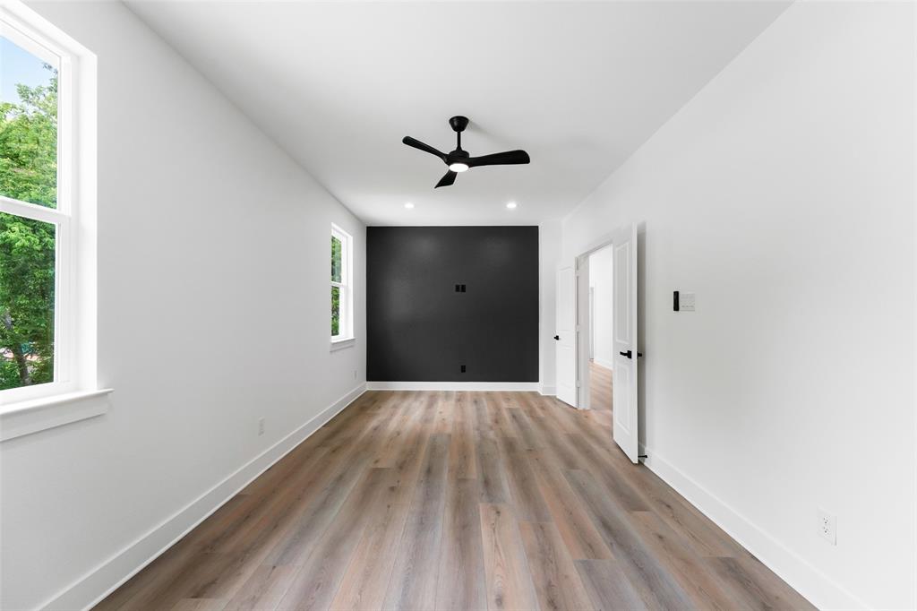 Meadowmere 03 - Residential