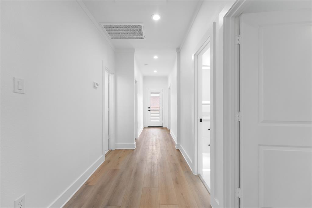 Meadowmere 03 - Residential