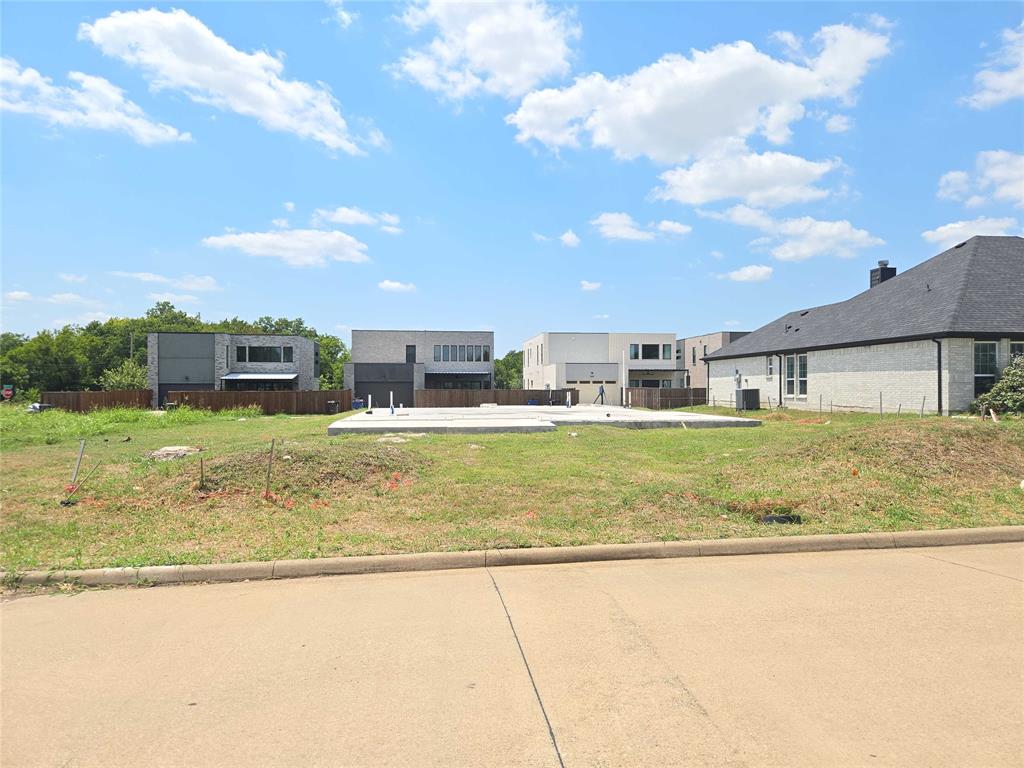 Creekside Village - Land