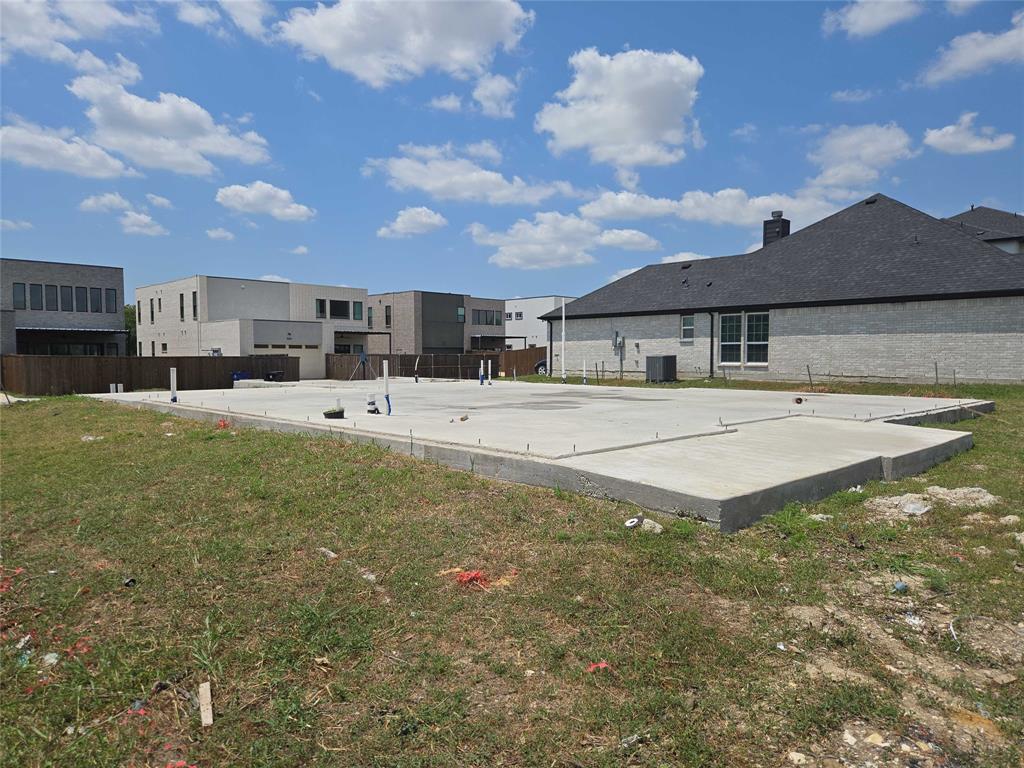 Creekside Village - Land