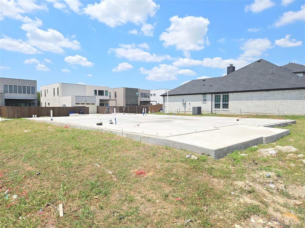 Creekside Village - Land