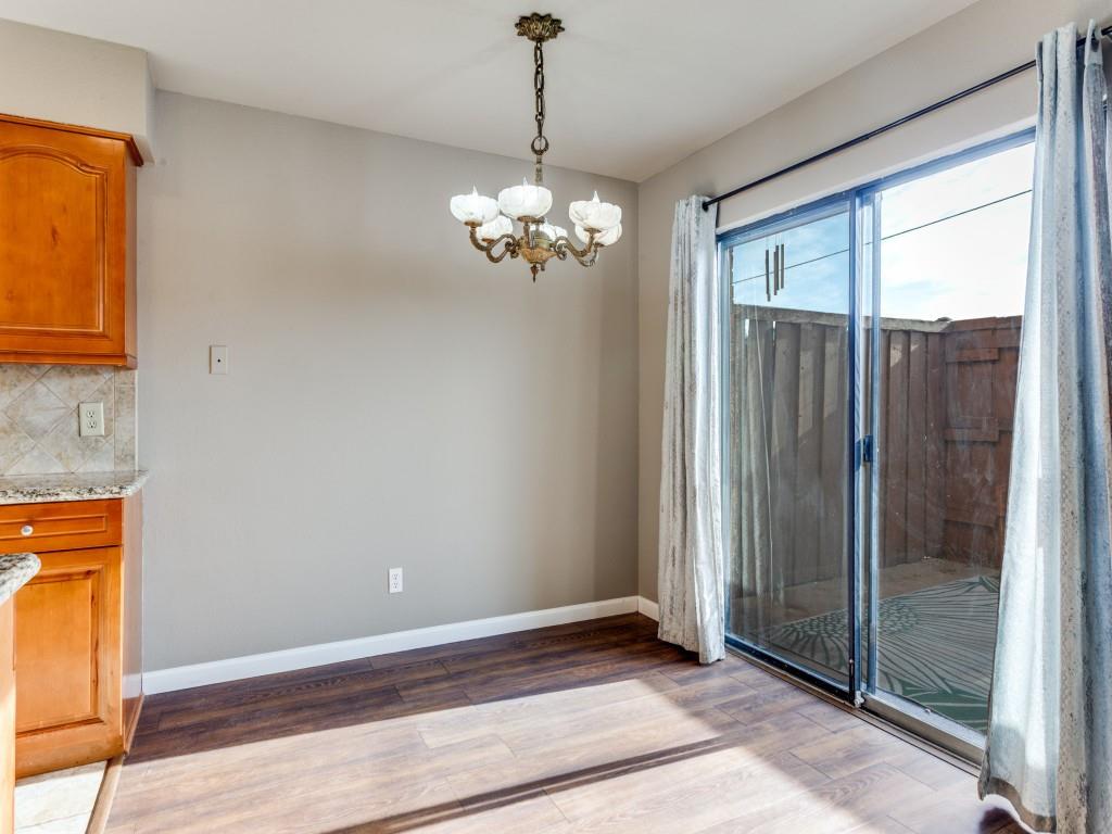 Cedar Creek Twnhms - Residential