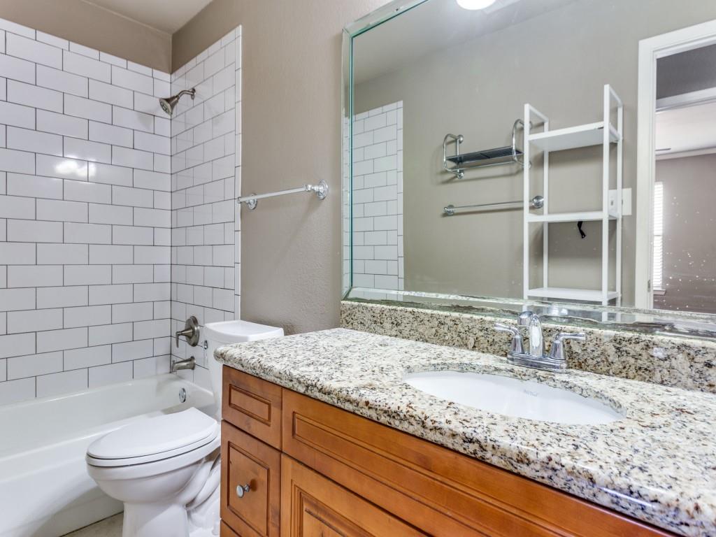 Cedar Creek Twnhms - Residential